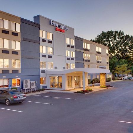 Fairfield Inn By Marriott Еймсбъри Екстериор снимка