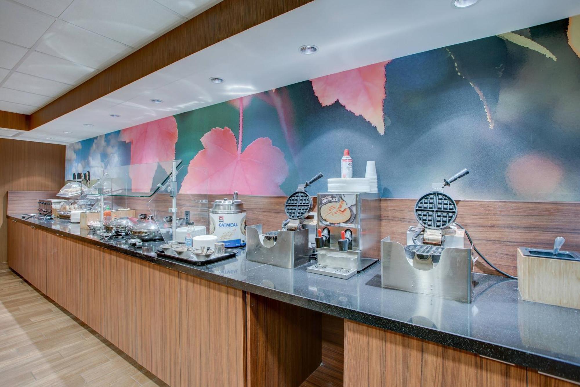 Fairfield Inn By Marriott Еймсбъри Екстериор снимка