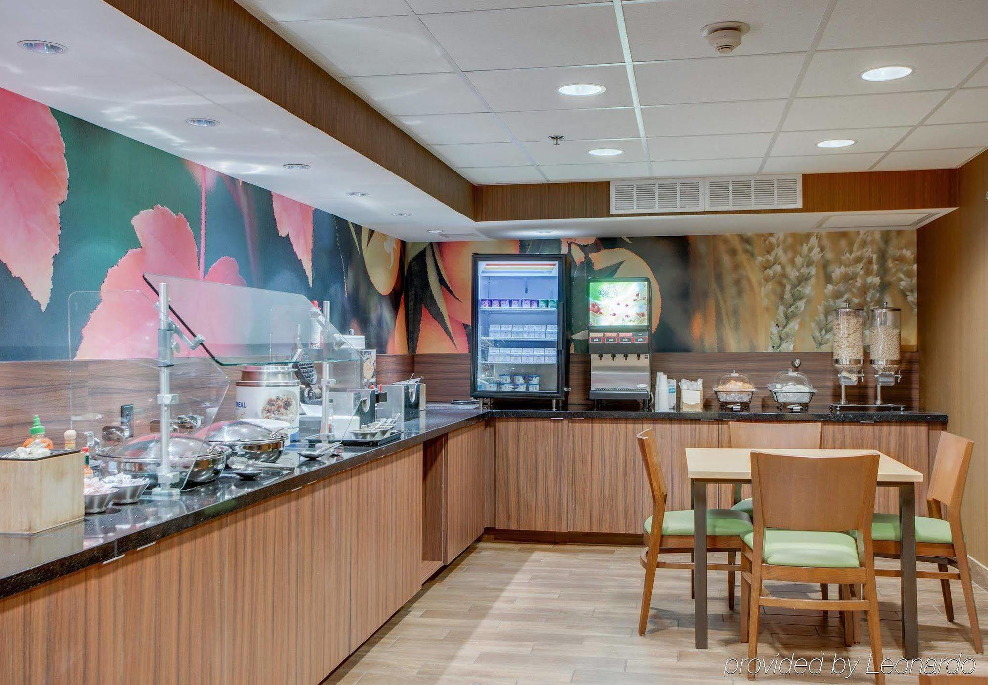 Fairfield Inn By Marriott Еймсбъри Екстериор снимка