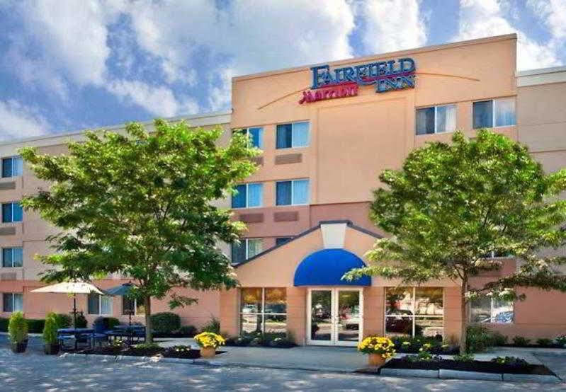 Fairfield Inn By Marriott Еймсбъри Екстериор снимка